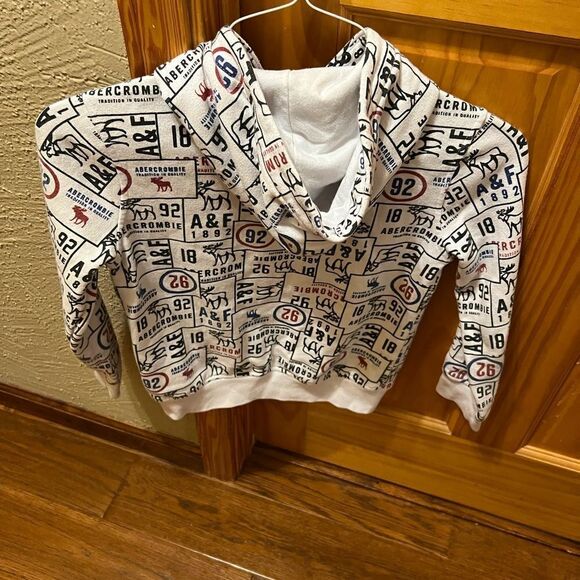 Abercrombie kids boys size 7/8 hoodie - Picture 3 of 4